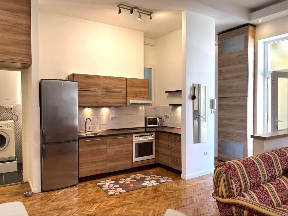 Roland Apartment Downtown - Pope Subway بودابست المظهر الخارجي الصورة